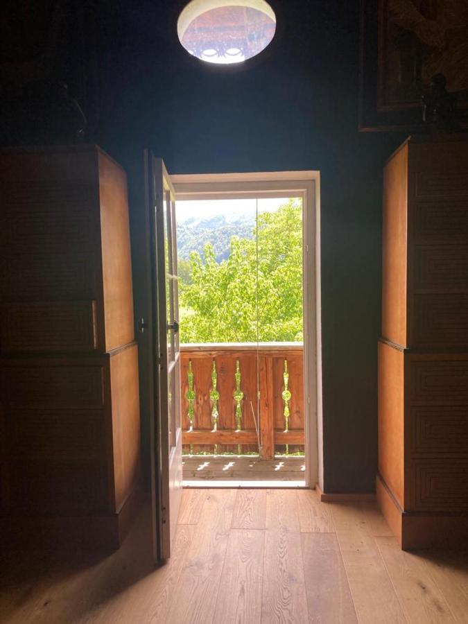 Altbau Zimmer In Anif Bagian luar foto
